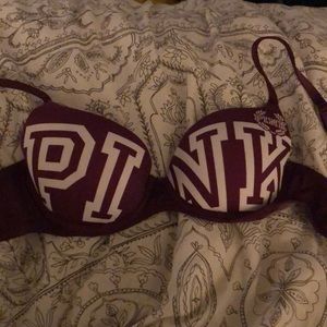 pink VS bra